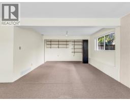 1110 Lodge Road, North Vancouver, BC V7R1W8 Photo 32