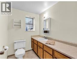 1110 Lodge Road, North Vancouver, BC V7R1W8 Photo 35