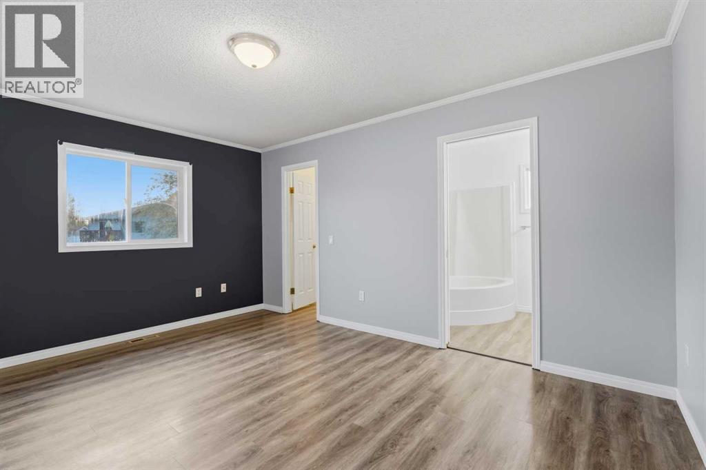 16 Karlzen Court — photo 14