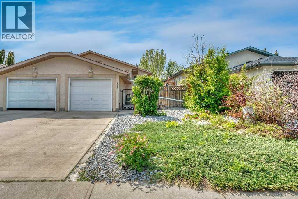 312 Strathaven Drive - photo 2