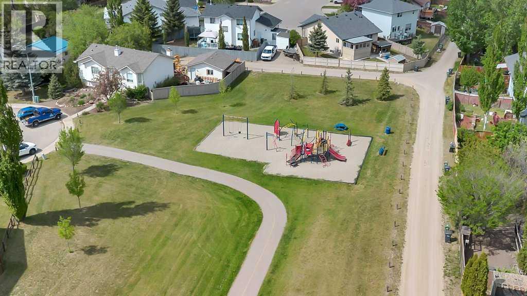 312 Strathaven Drive — photo 19