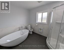 1 Moon Court, West Nipissing, ON P2B3E6 Photo 11