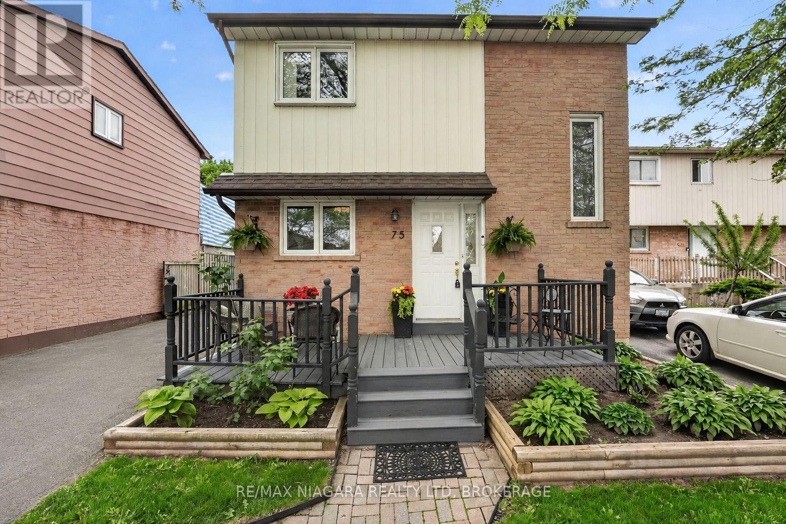 75 BERRISFIELD CRESCENT - 1