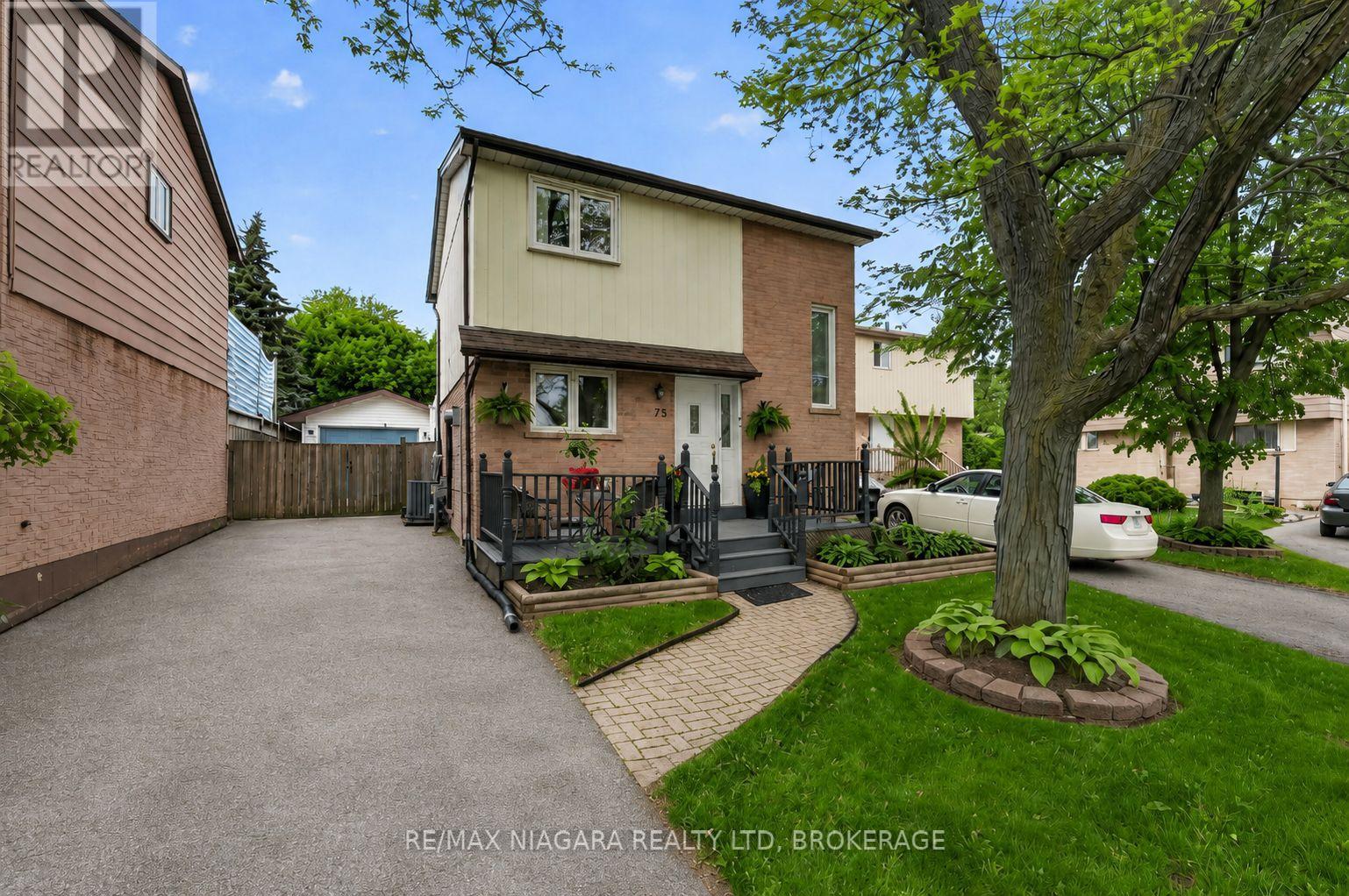 75 BERRISFIELD CRESCENT - Image 2