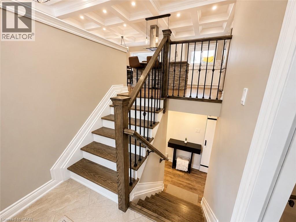 107 ROSSLINN Road - 27