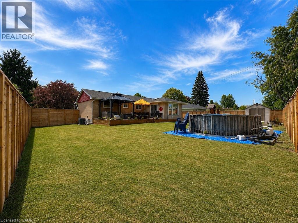 107 ROSSLINN Road - 40