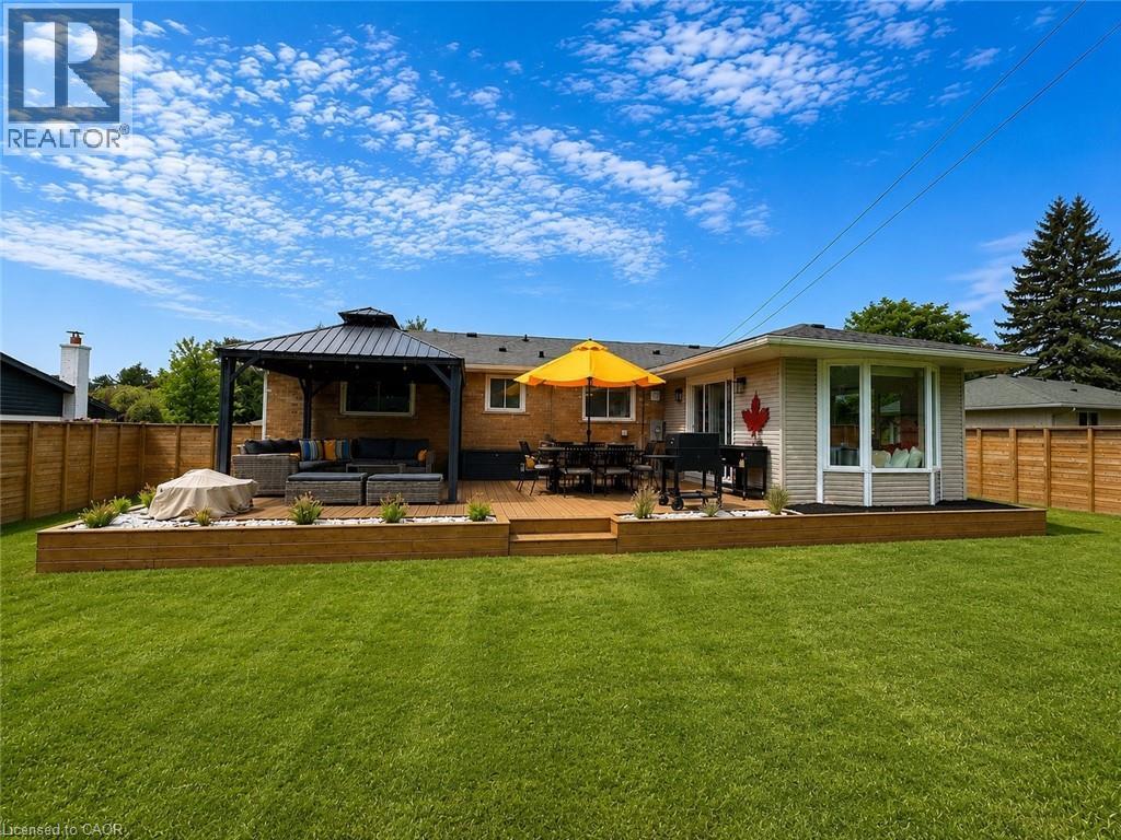 107 ROSSLINN Road - 41