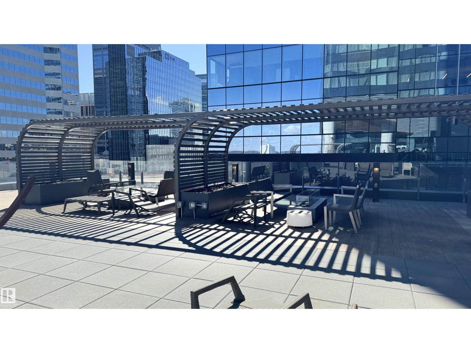 #3701 10360 102 ST NW - 36