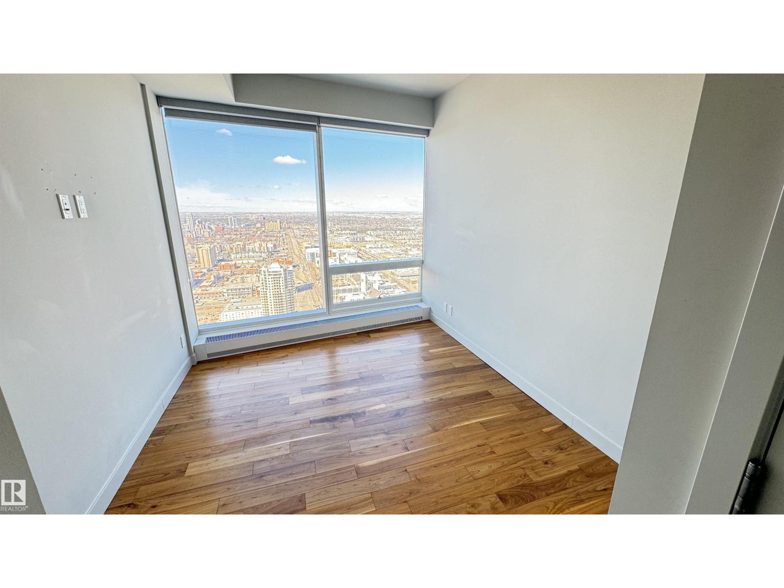 #3701 10360 102 ST NW - 12
