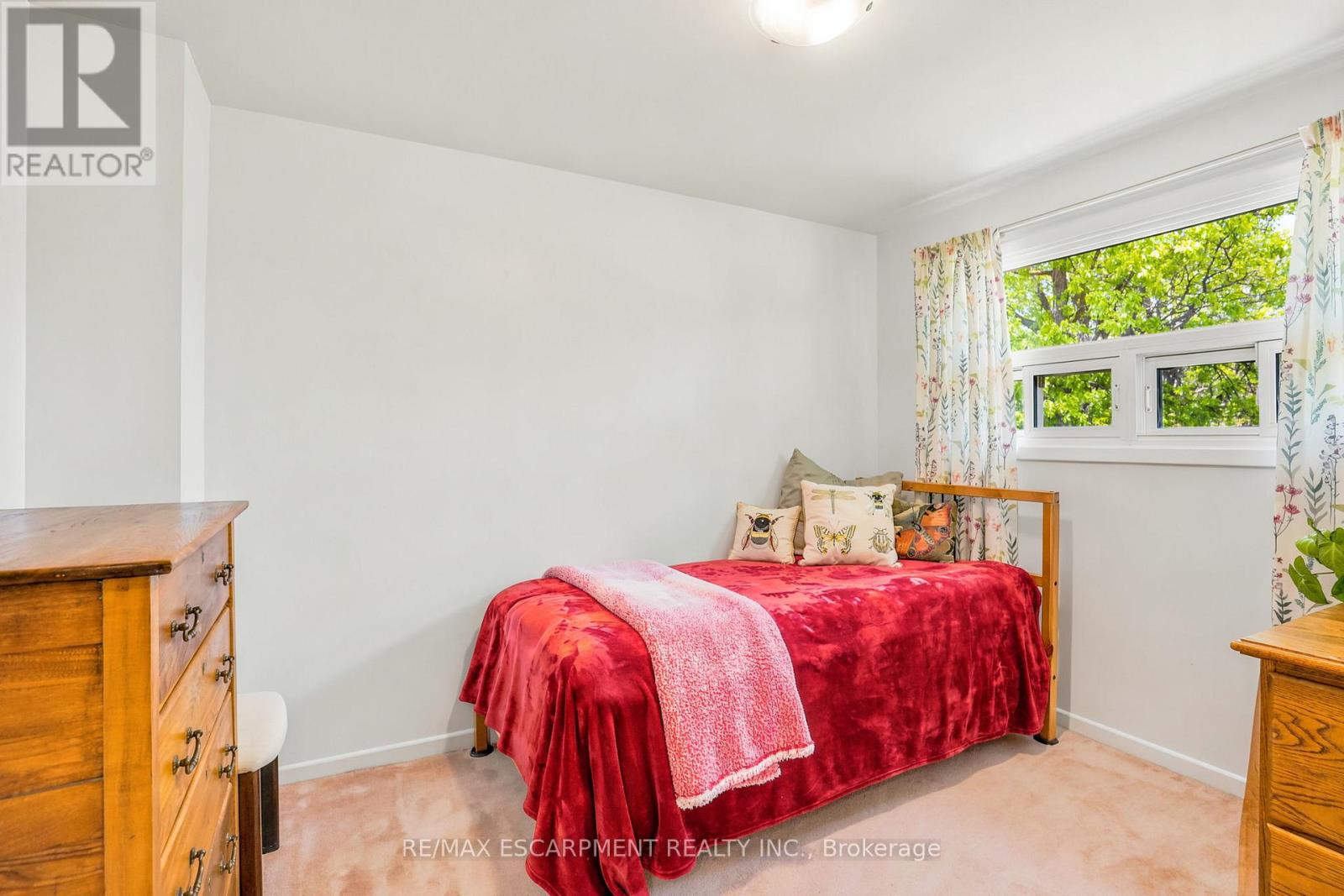 1381 MAJESTIC DRIVE - 28