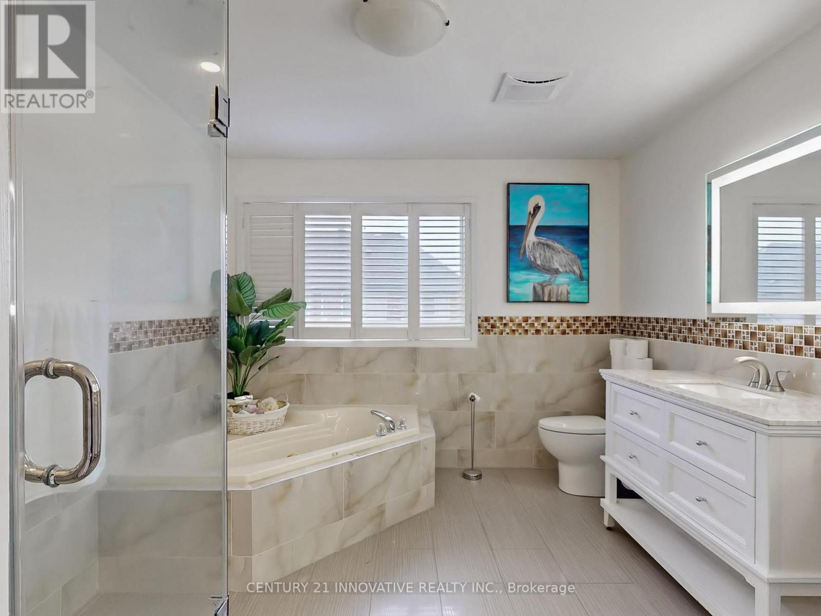 9 HEATHERDALE DRIVE - 26