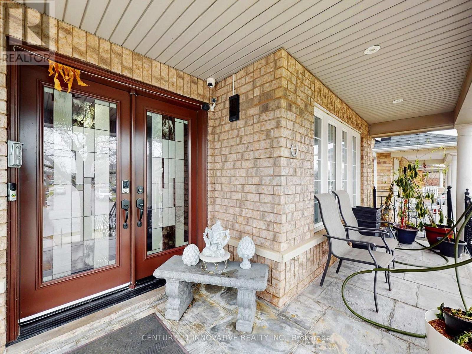 9 HEATHERDALE DRIVE - 3