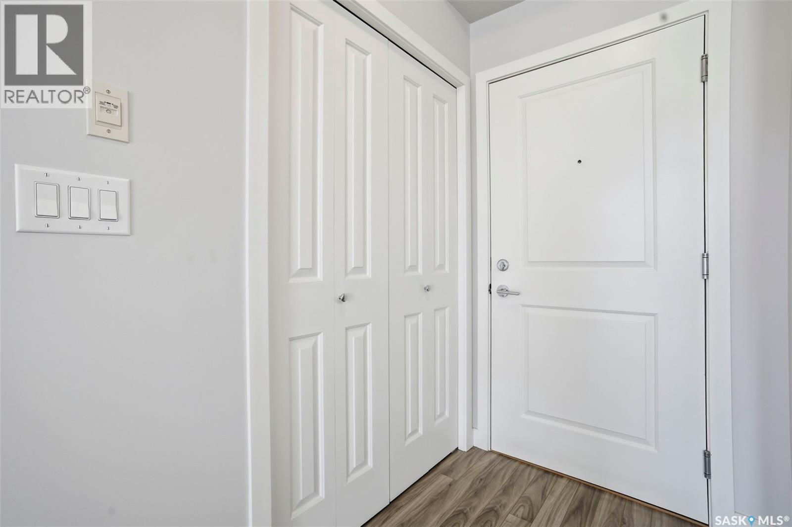 #303 1025 Moss AVENUE - 14