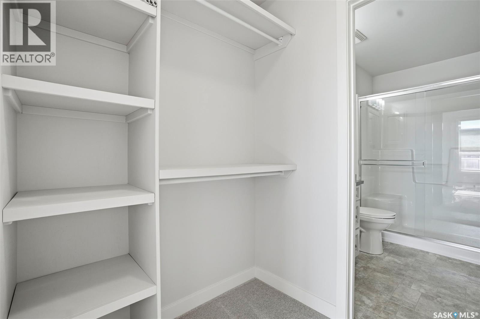 #303 1025 Moss AVENUE - 33