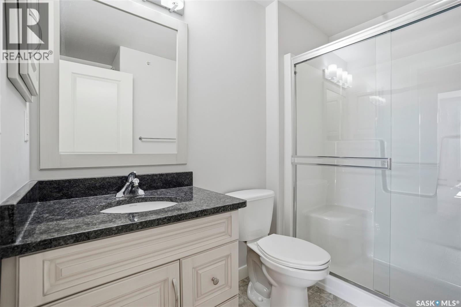 #303 1025 Moss AVENUE - 34