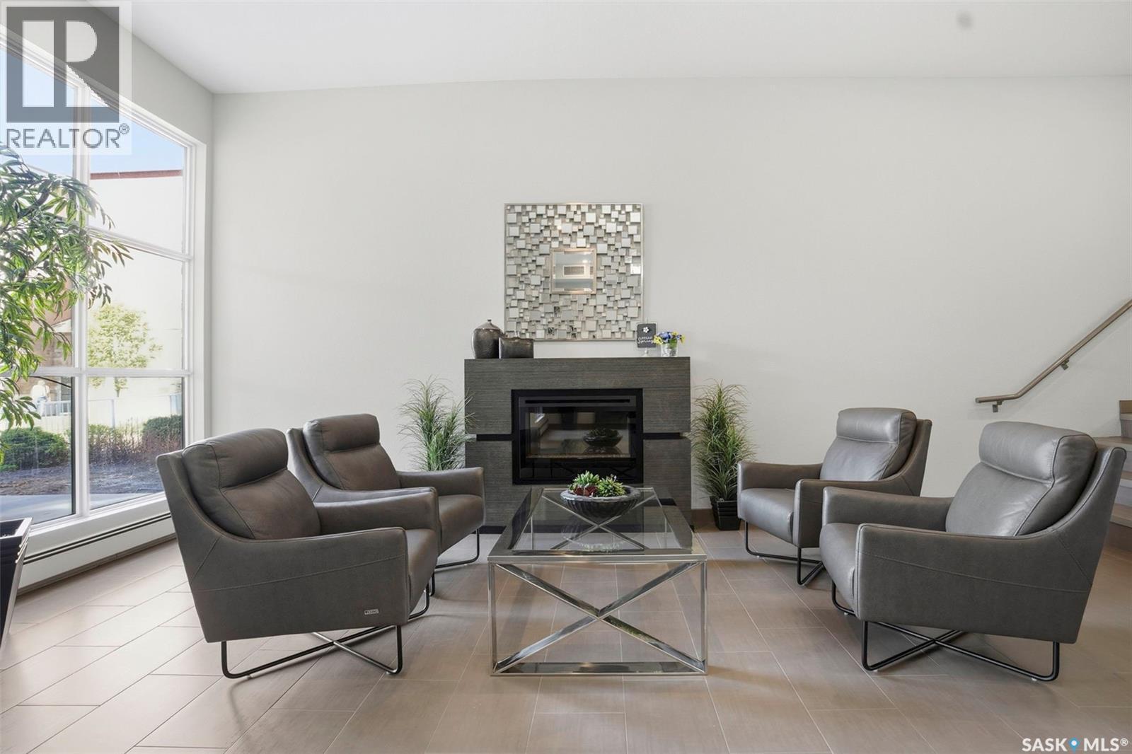 #303 1025 Moss AVENUE - 6