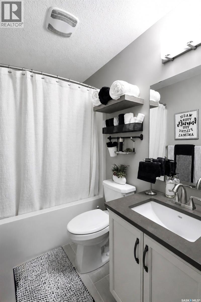 #303 1600 1st STREET E - 15