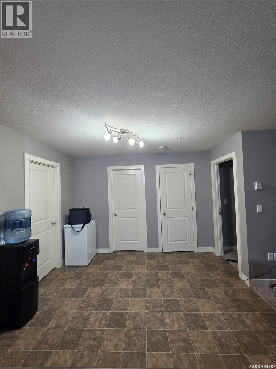 202 308 Petterson DRIVE — photo 11