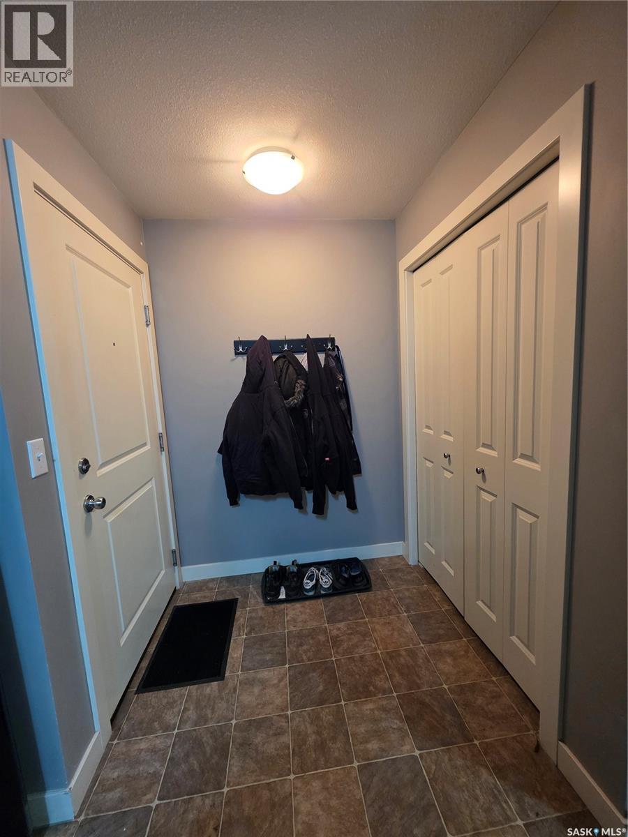 202 308 Petterson DRIVE — photo 8