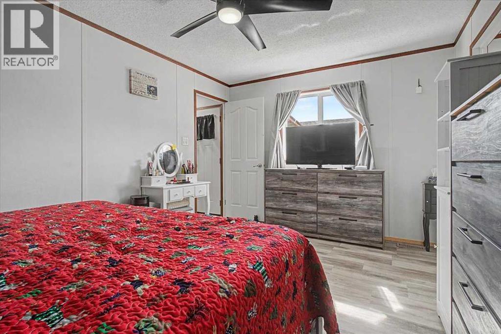 9530 112 Avenue - 14