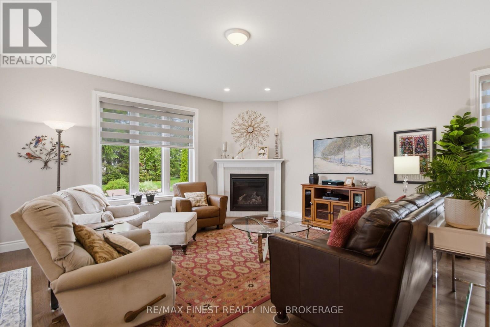55 SHEWMAN ROAD - 12