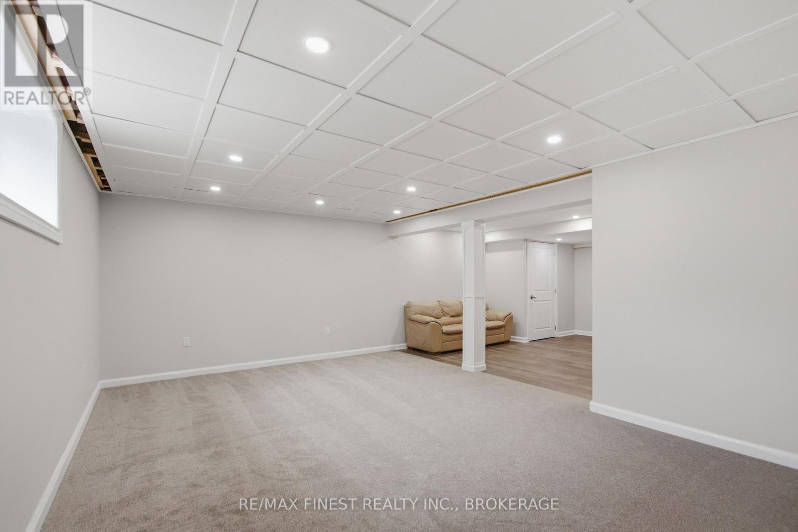 55 SHEWMAN ROAD - 26