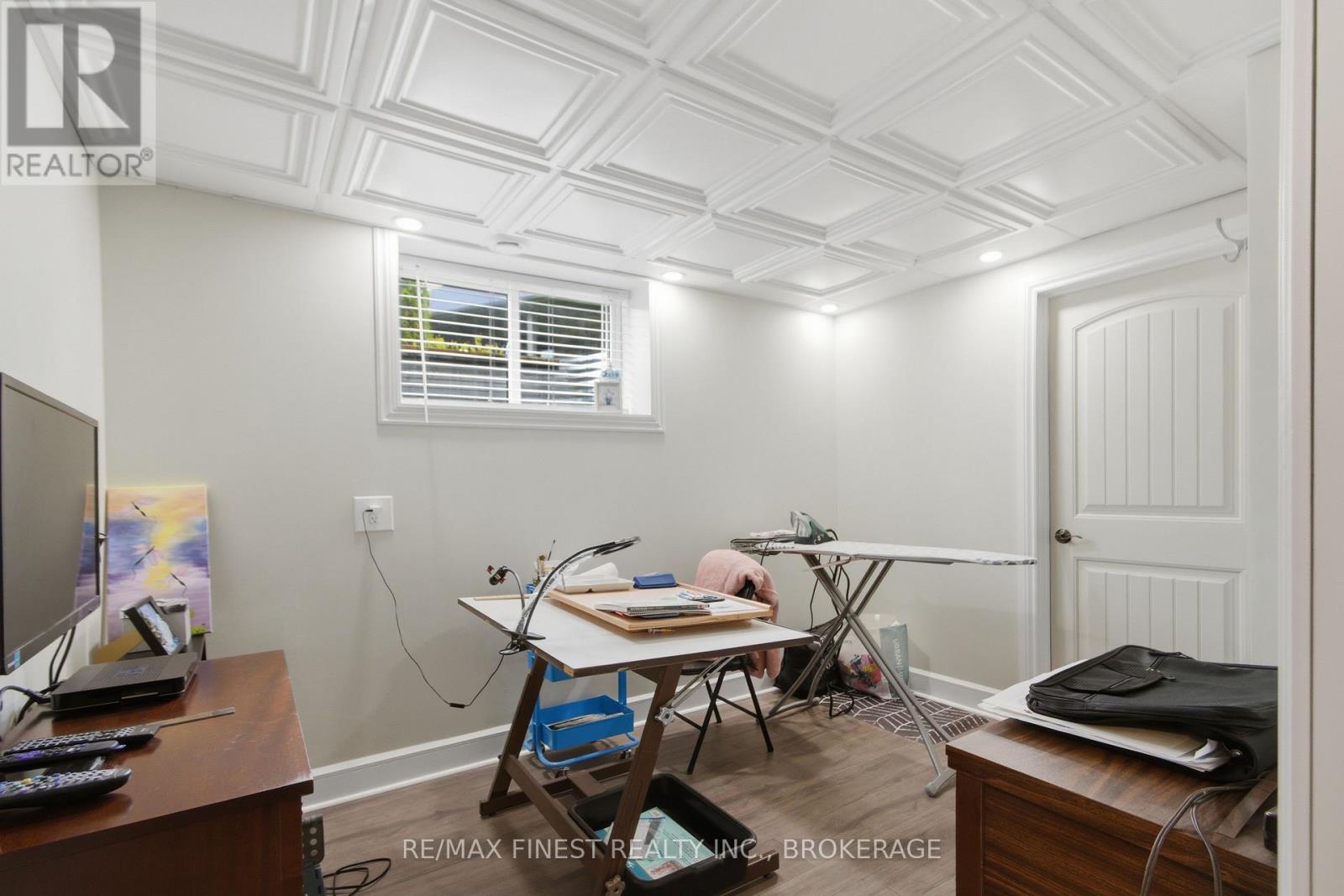55 SHEWMAN ROAD - 27