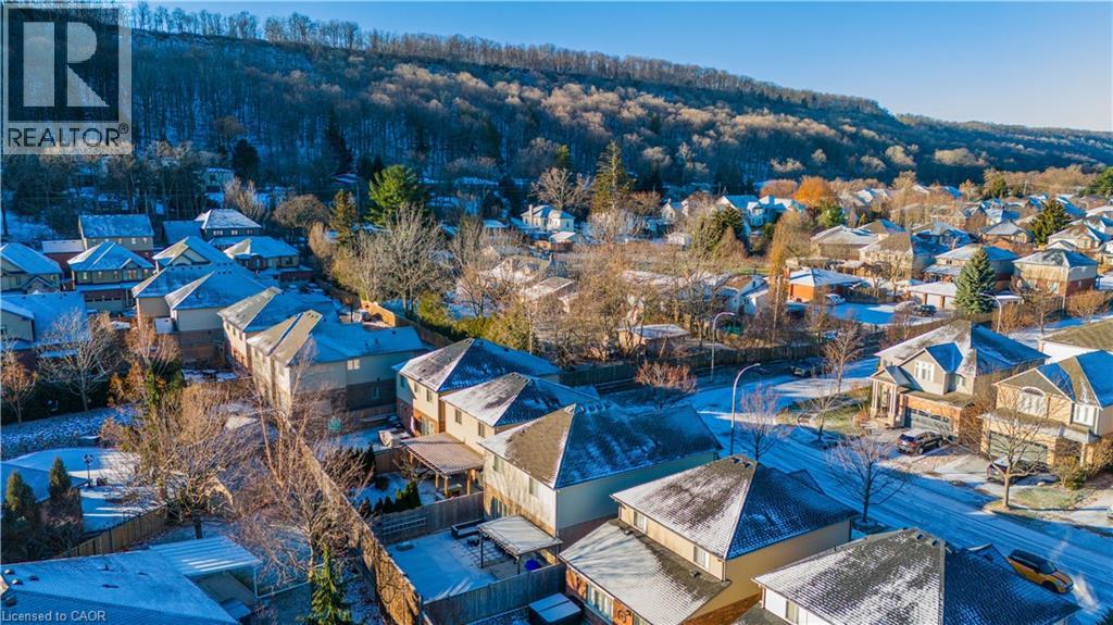 95 HEMLOCK Way - 41