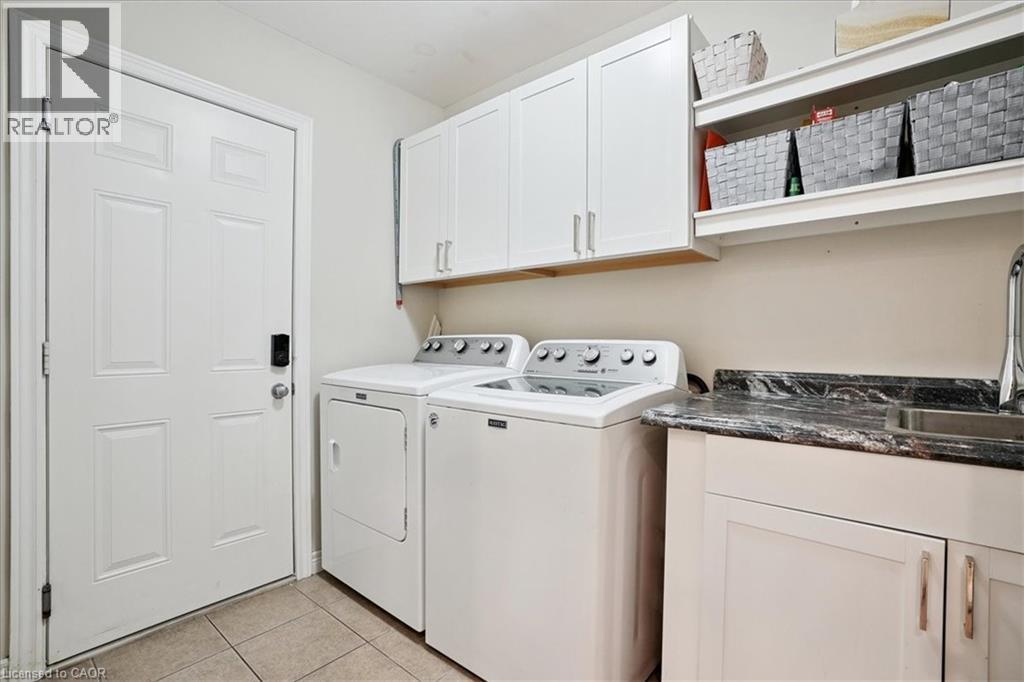 95 HEMLOCK Way - 21