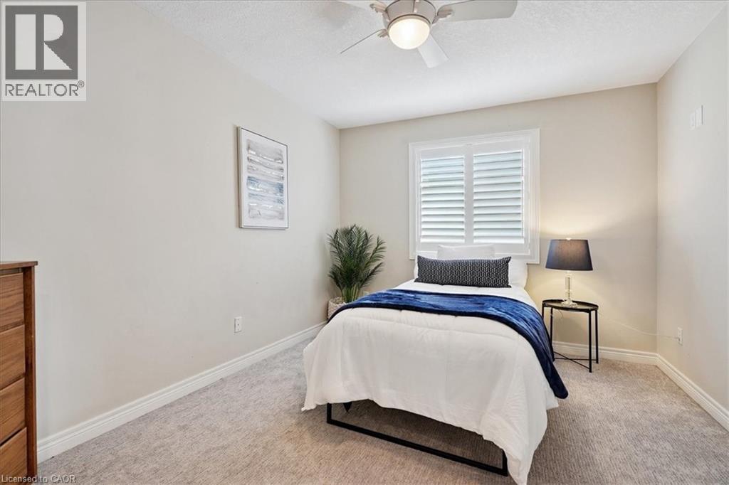 95 HEMLOCK Way - 30