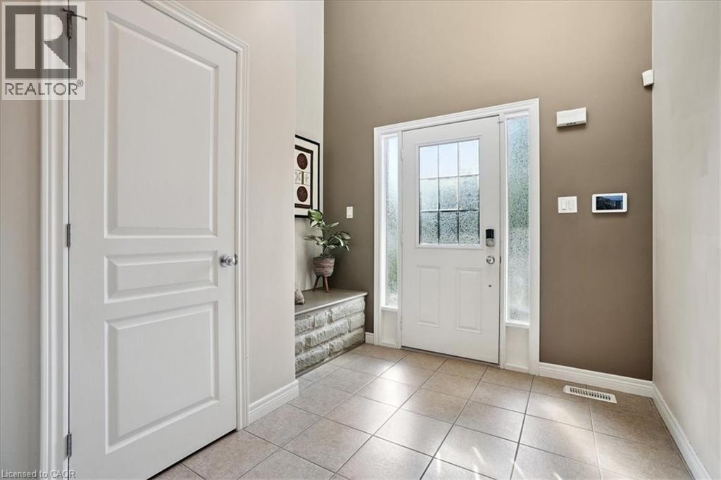 95 HEMLOCK Way - 11