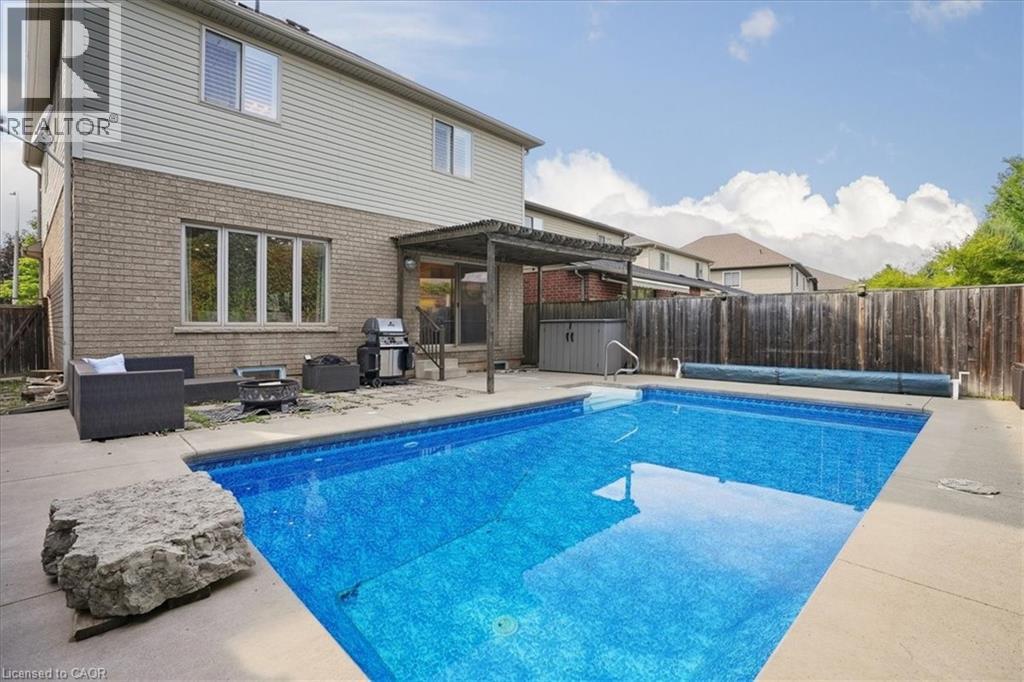 95 HEMLOCK Way - Image 2