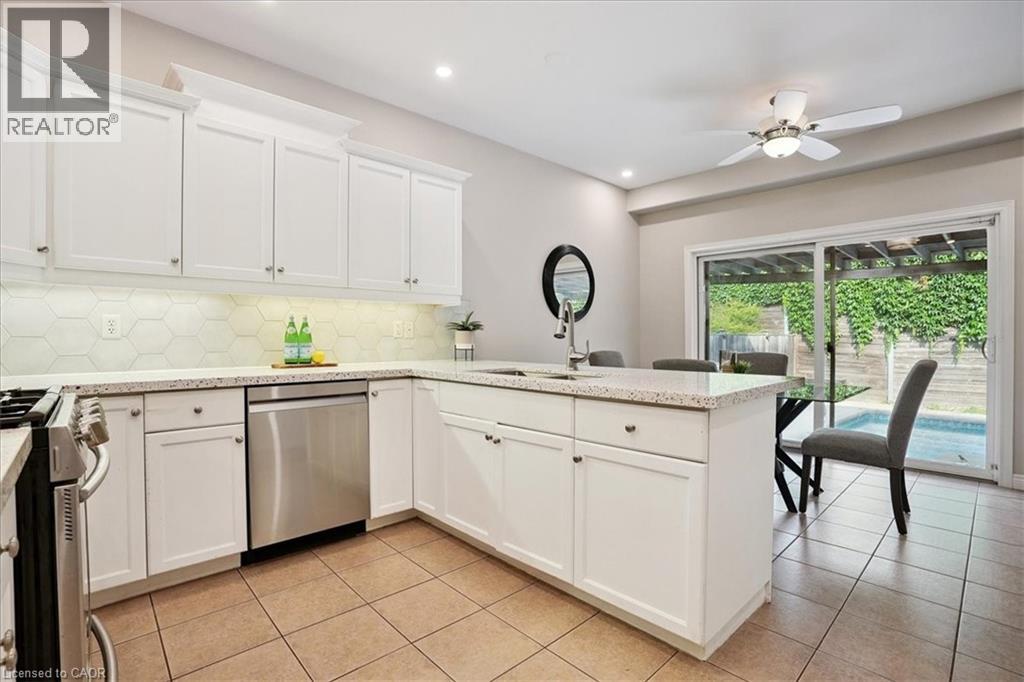 95 HEMLOCK Way - 18