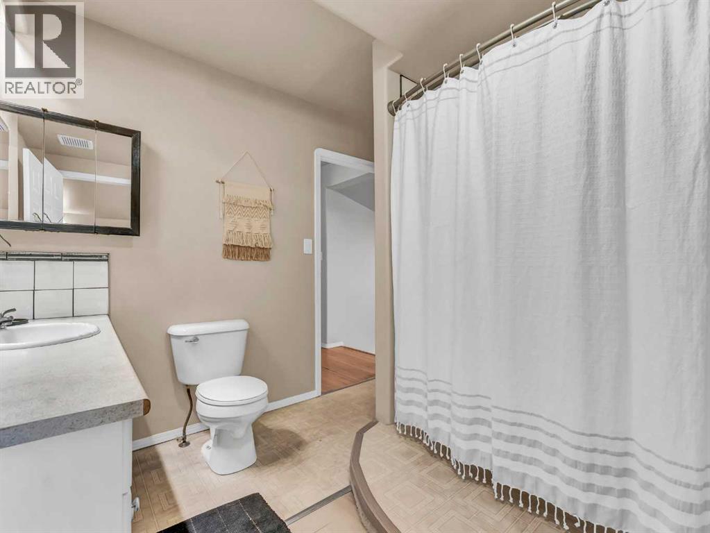 309 1 Street NW — photo 14