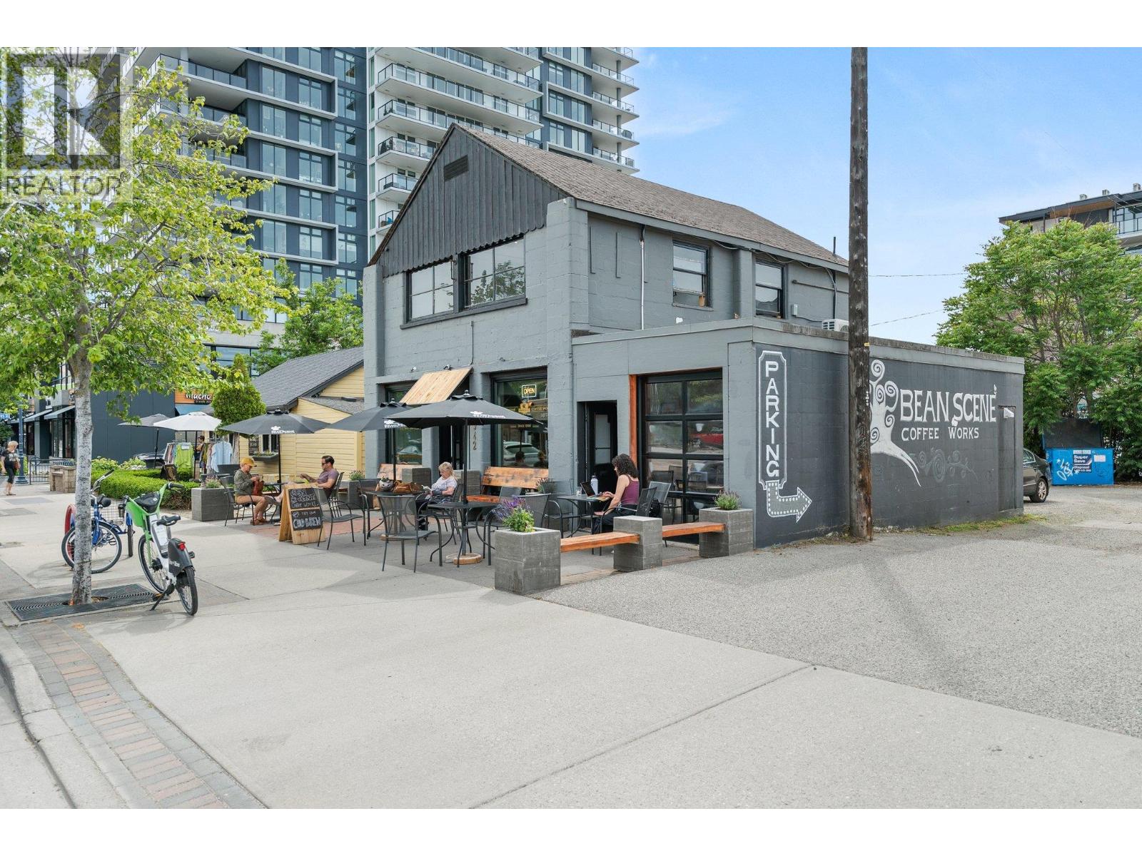 Retail in Kelowna - Image 19