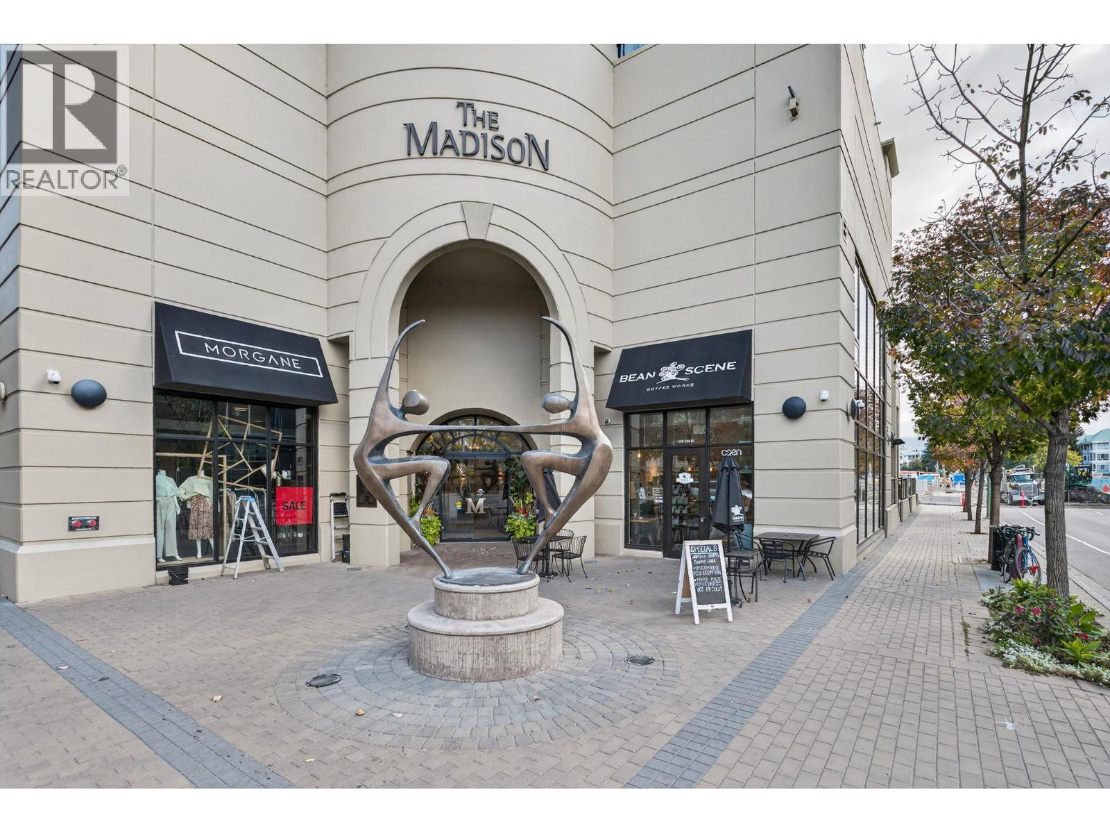 Retail in Kelowna - Image 16