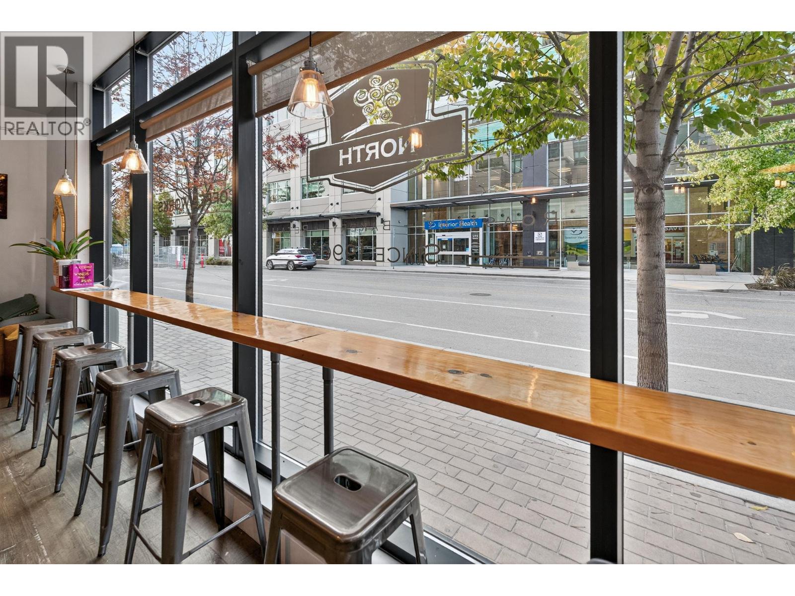 Retail in Kelowna - Image 7