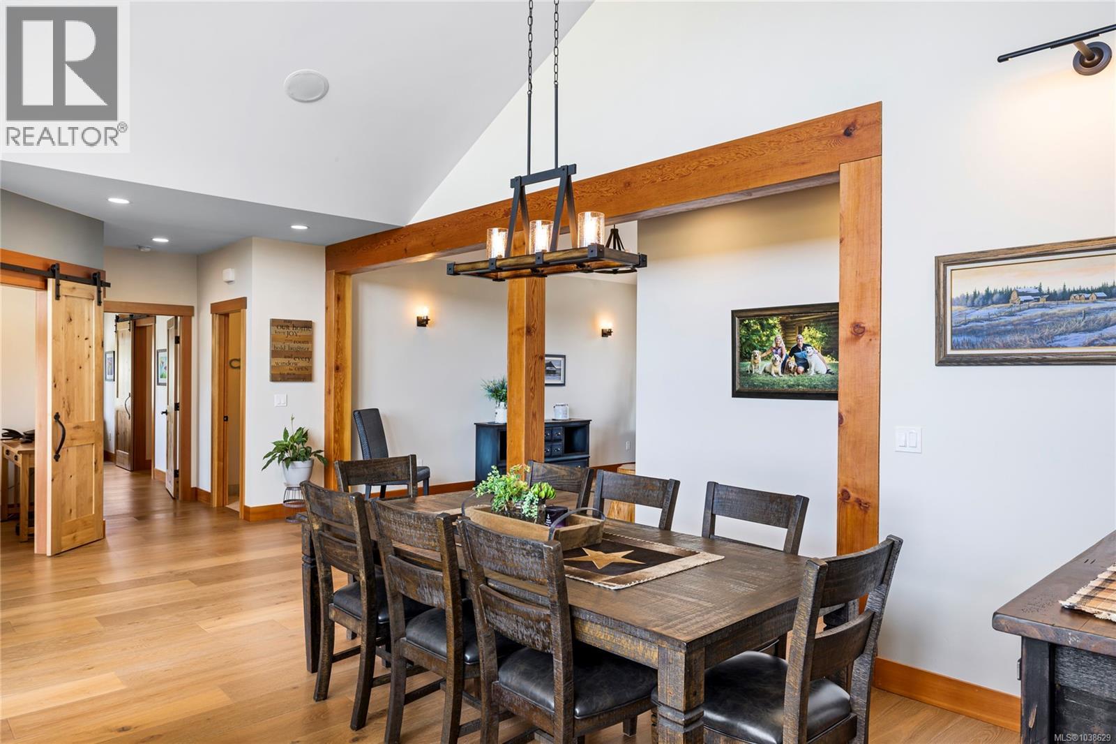416 Grovehill Rd, Qualicum Beach