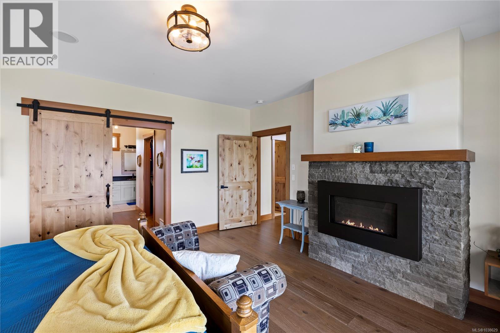 416 Grovehill Rd - 33