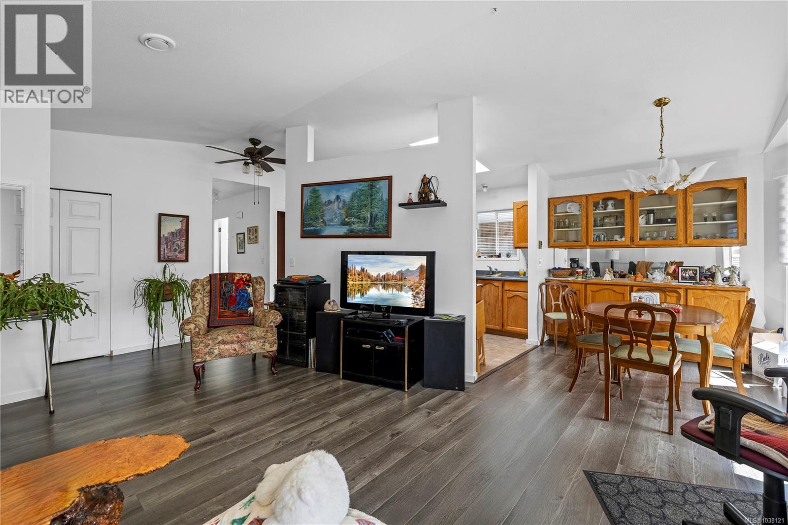 2454 5th St E - 12