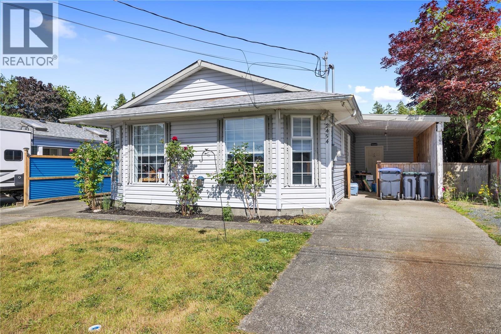 2454 5th St E - 22