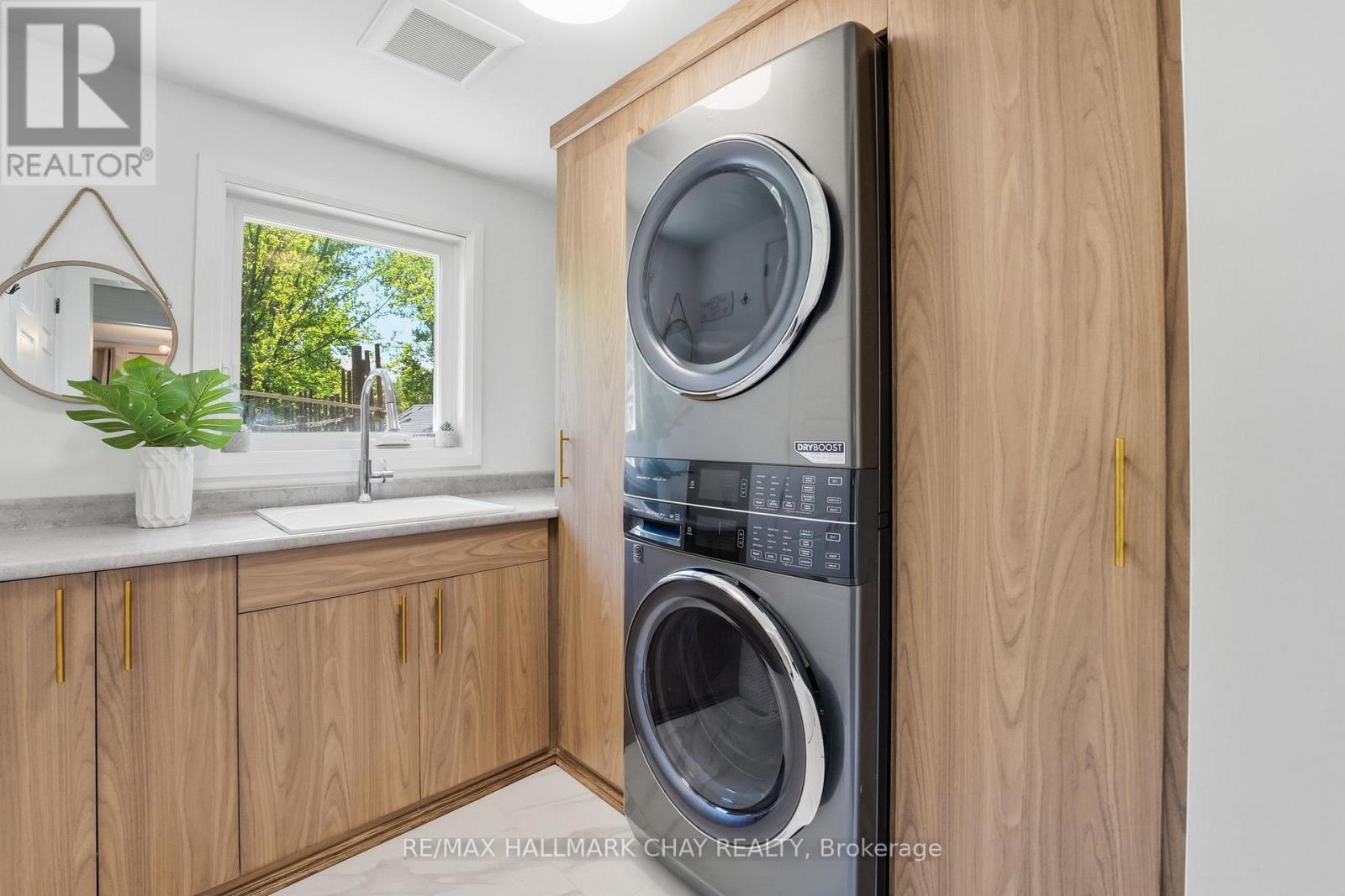 147 MURPHY ROAD - 11