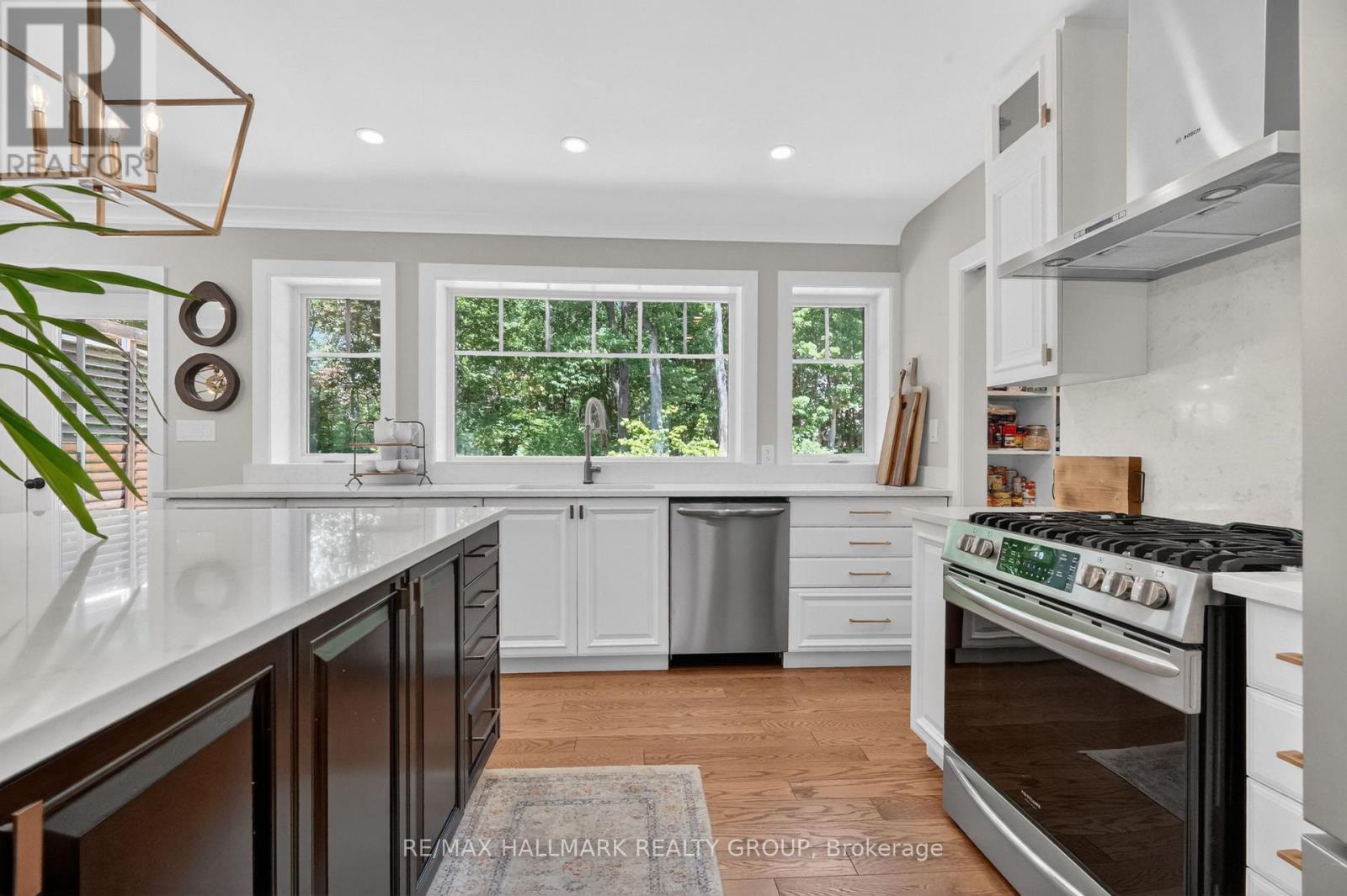 22 CEDAR ROAD - 12