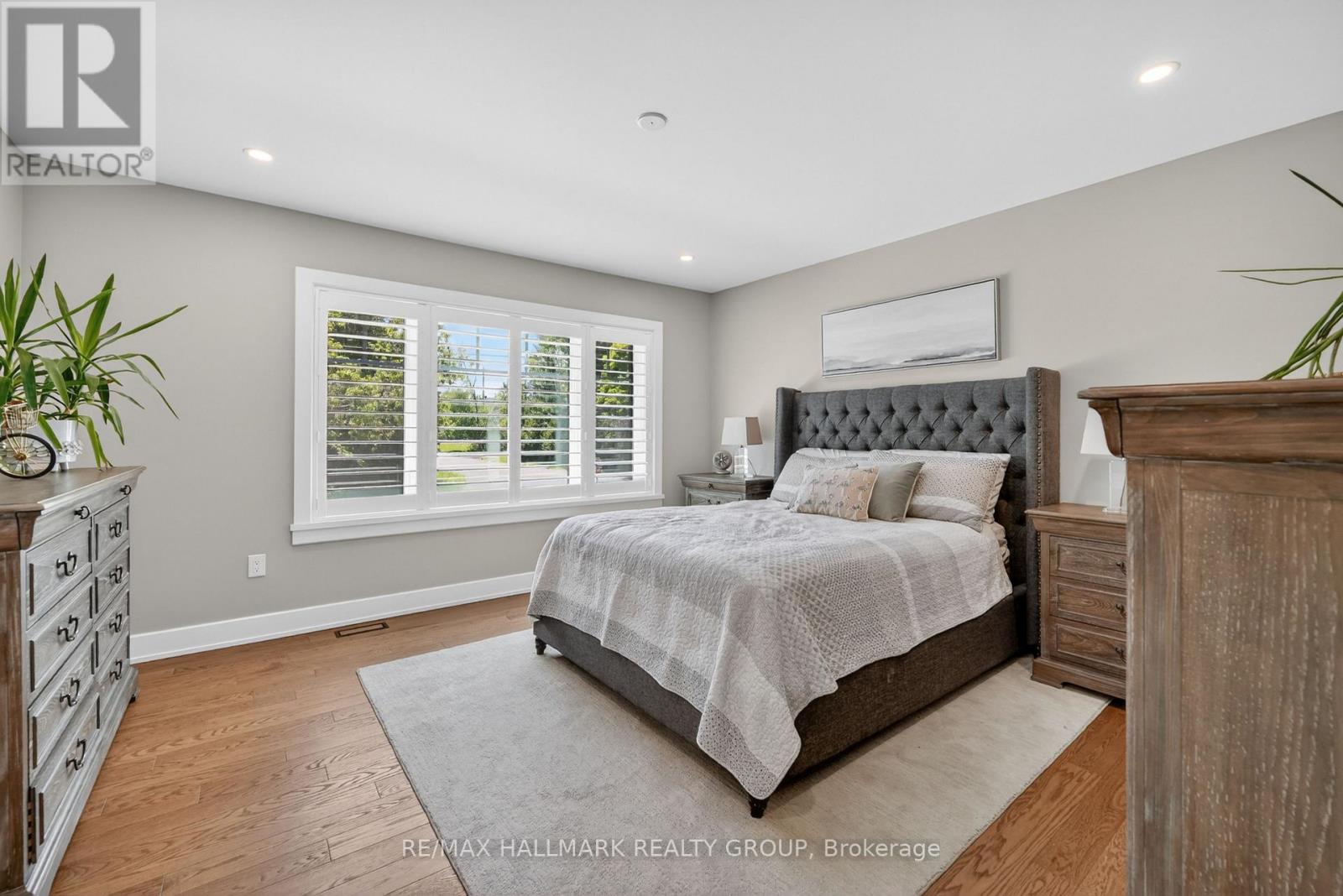 22 CEDAR ROAD - 18