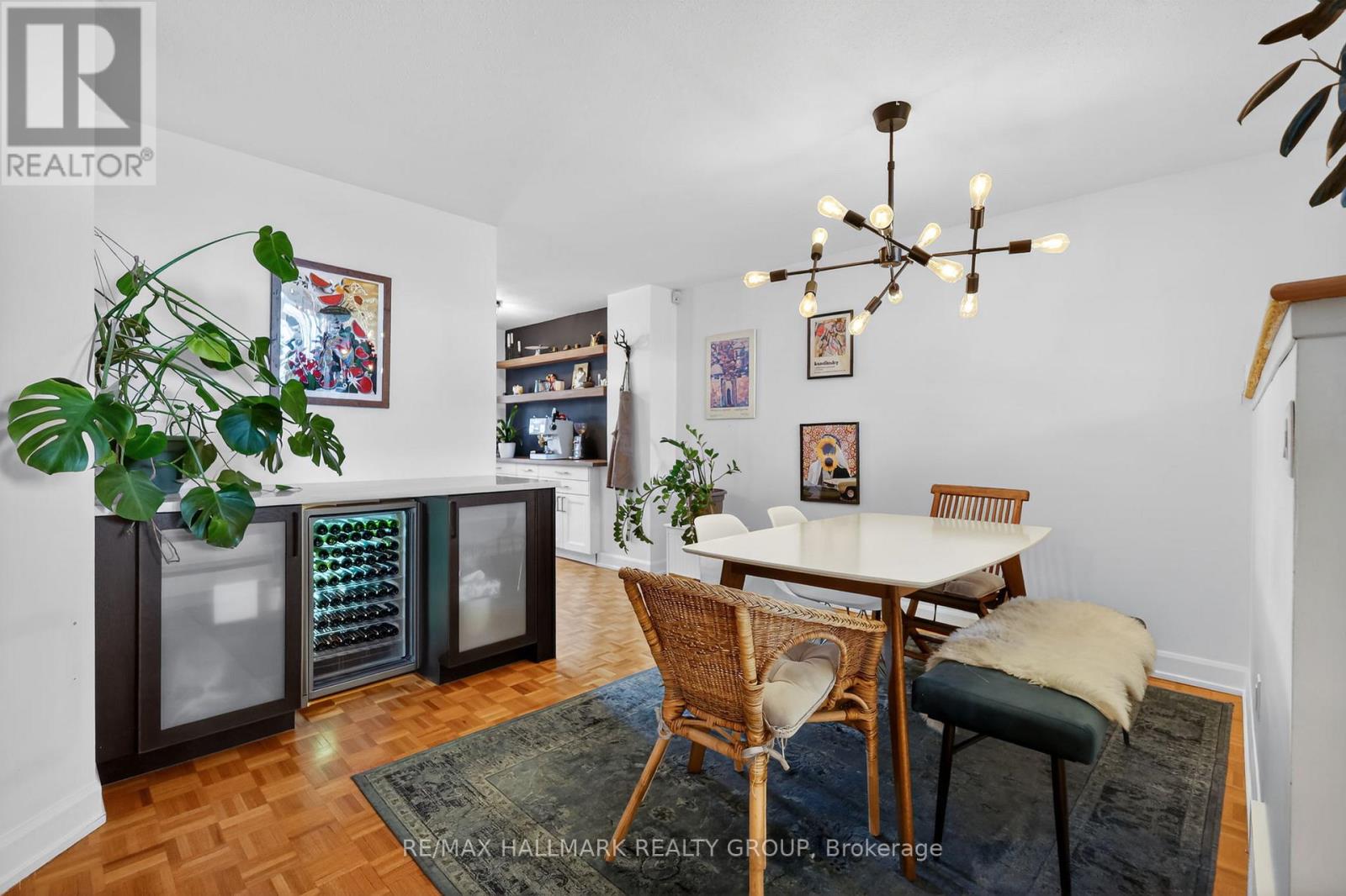 #12 251 BRUYERE STREET - 18