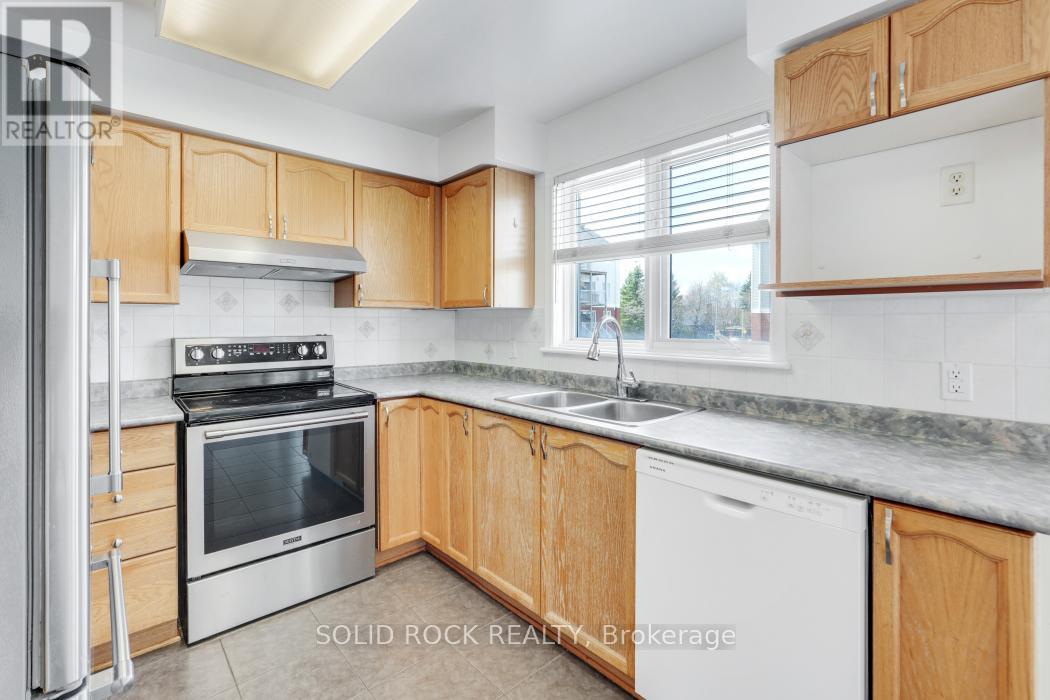 #13 1701 BLOHM DRIVE - 14