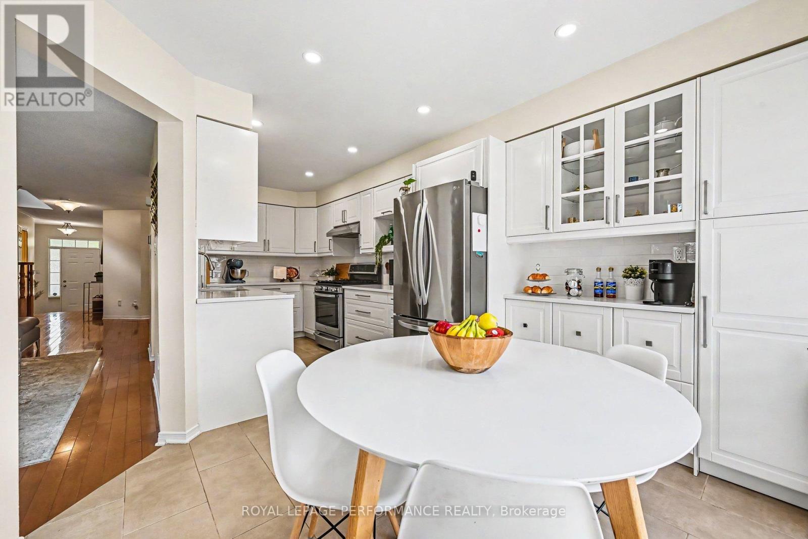 2052 BERGAMOT CIRCLE - 8