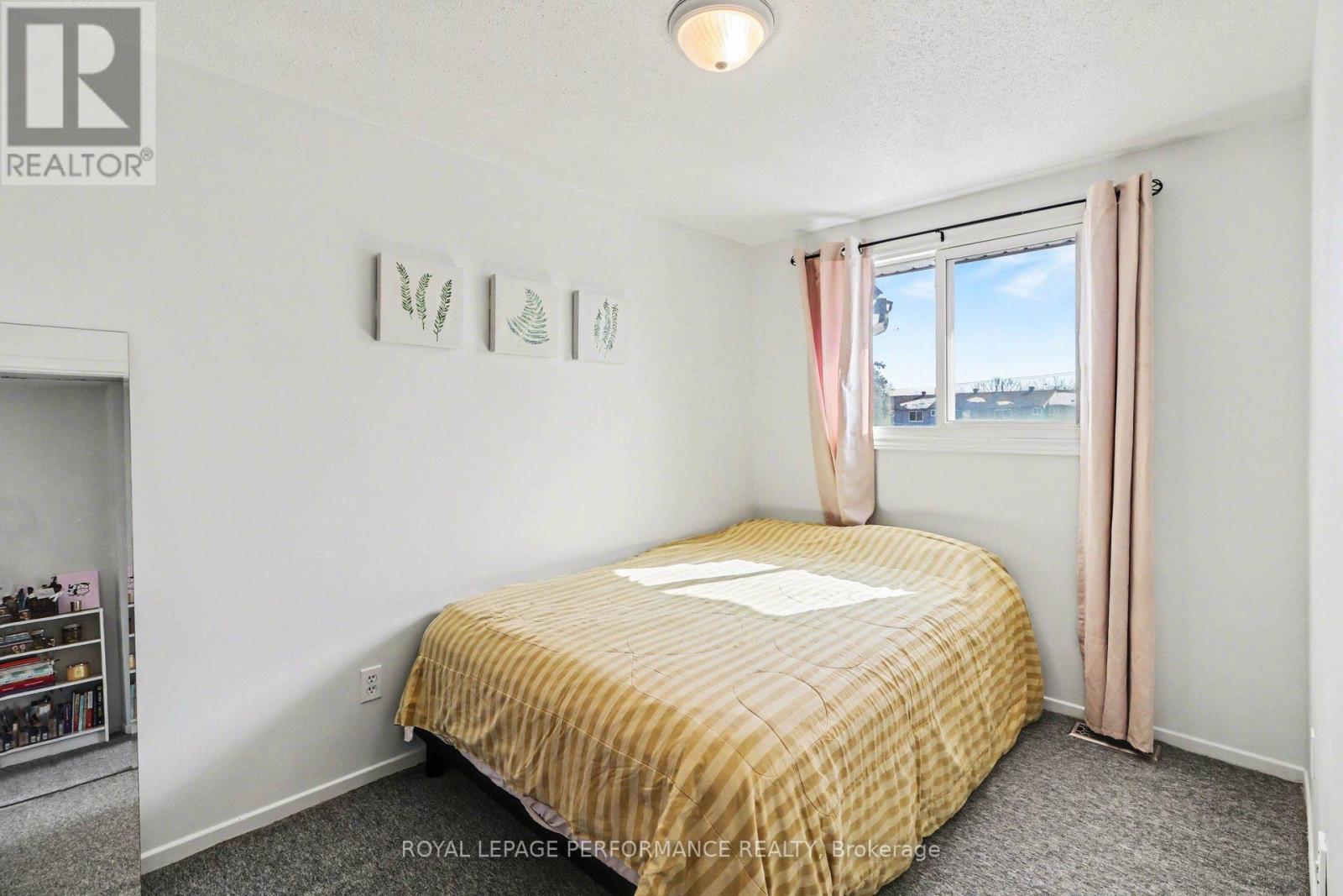 #307 1441 PALMERSTON DRIVE - 21