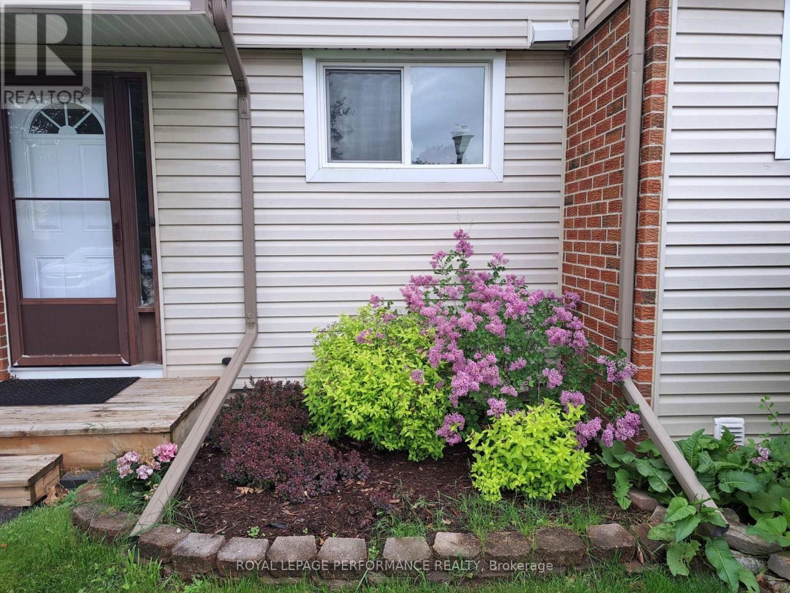 #307 1441 PALMERSTON DRIVE - 37
