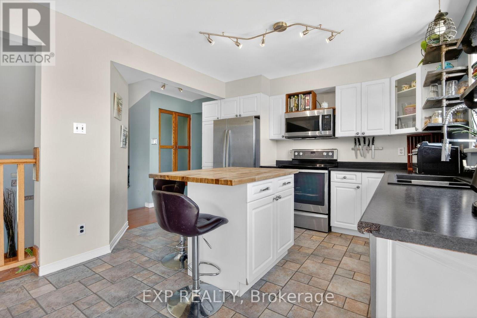 191 NEEDHAM SIDE ROAD - 8